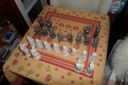 Lot pieces jeux d echecs - 24, de